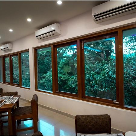 Aranya Nivas Hotell Thekkady Eksteriør bilde